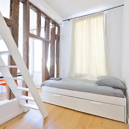 Mezzanine Quartier Chatelet Les Halles 4 Free Netflix